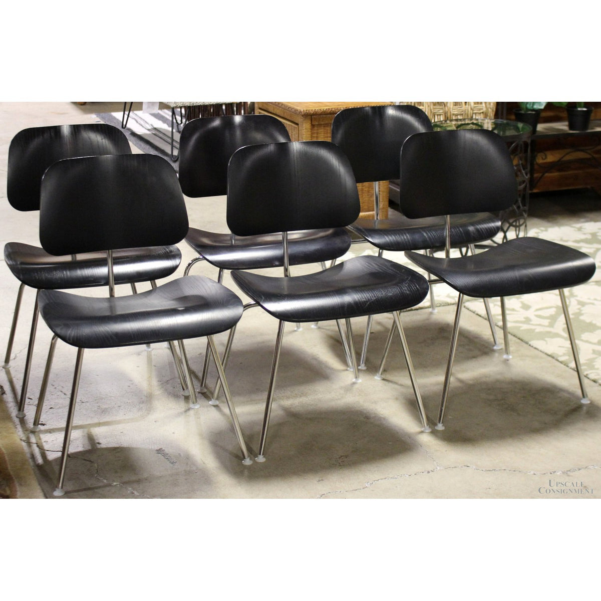 Herman Miller Set of 6 Eames Dining/Office Chairs