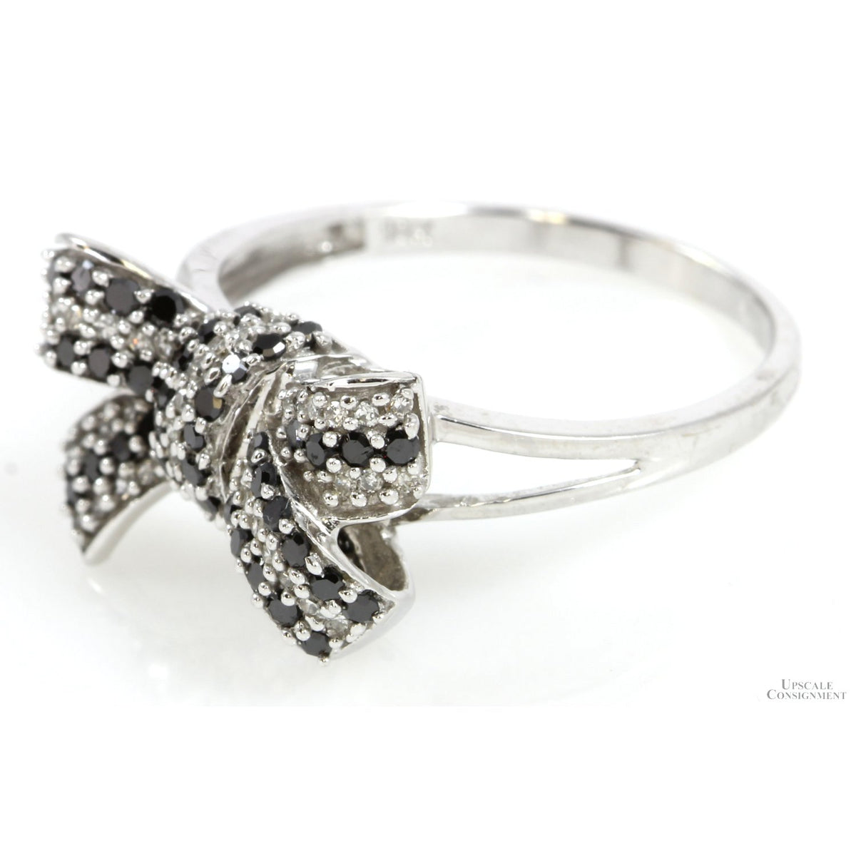 10K Gold .5ctw Black & White Diamond Bow-Style Ring