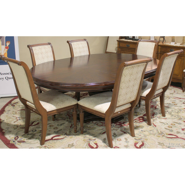 Ethan Allen Dining Table w/ 8 Chairs