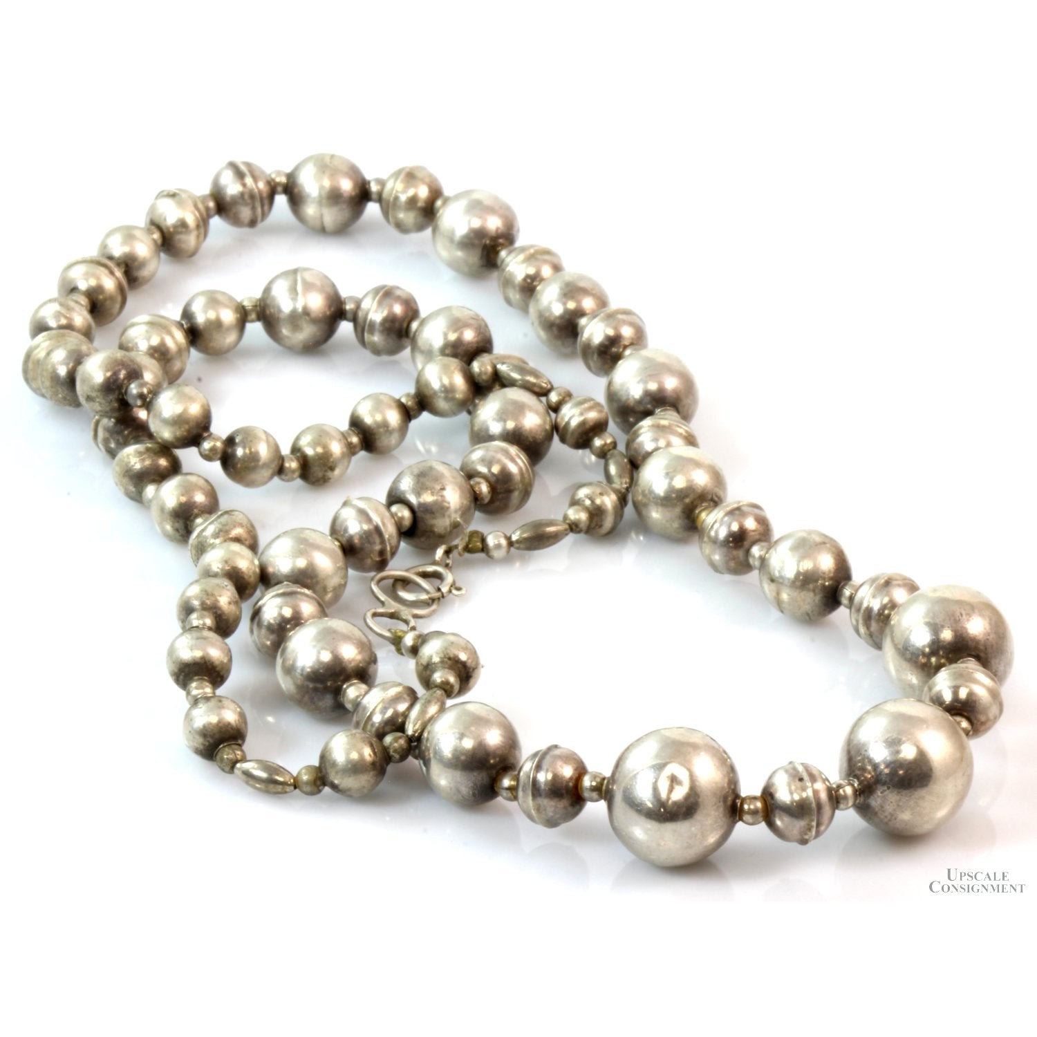 Decorative round Sterling Silver Beads in Mumbai at best price by Aum  Gayatri Beads - Justdial