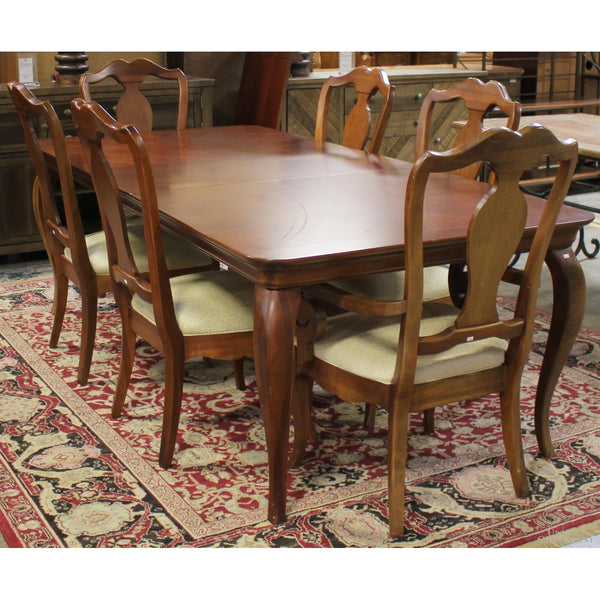 Thomasville Dining Table w/6 Chairs